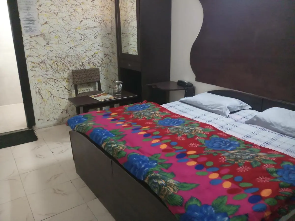 Hotel Sai Palace Walking Distance From Taj Mahal--View Of Taj Mahal Agra  Inde