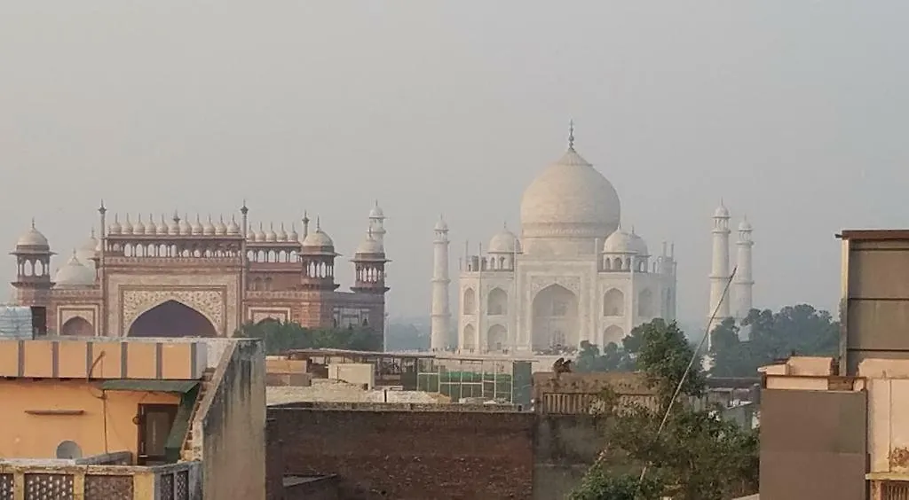 Hotel Sai Palace Walking Distance From Taj Mahal--View Of Taj Mahal Agra  Inde